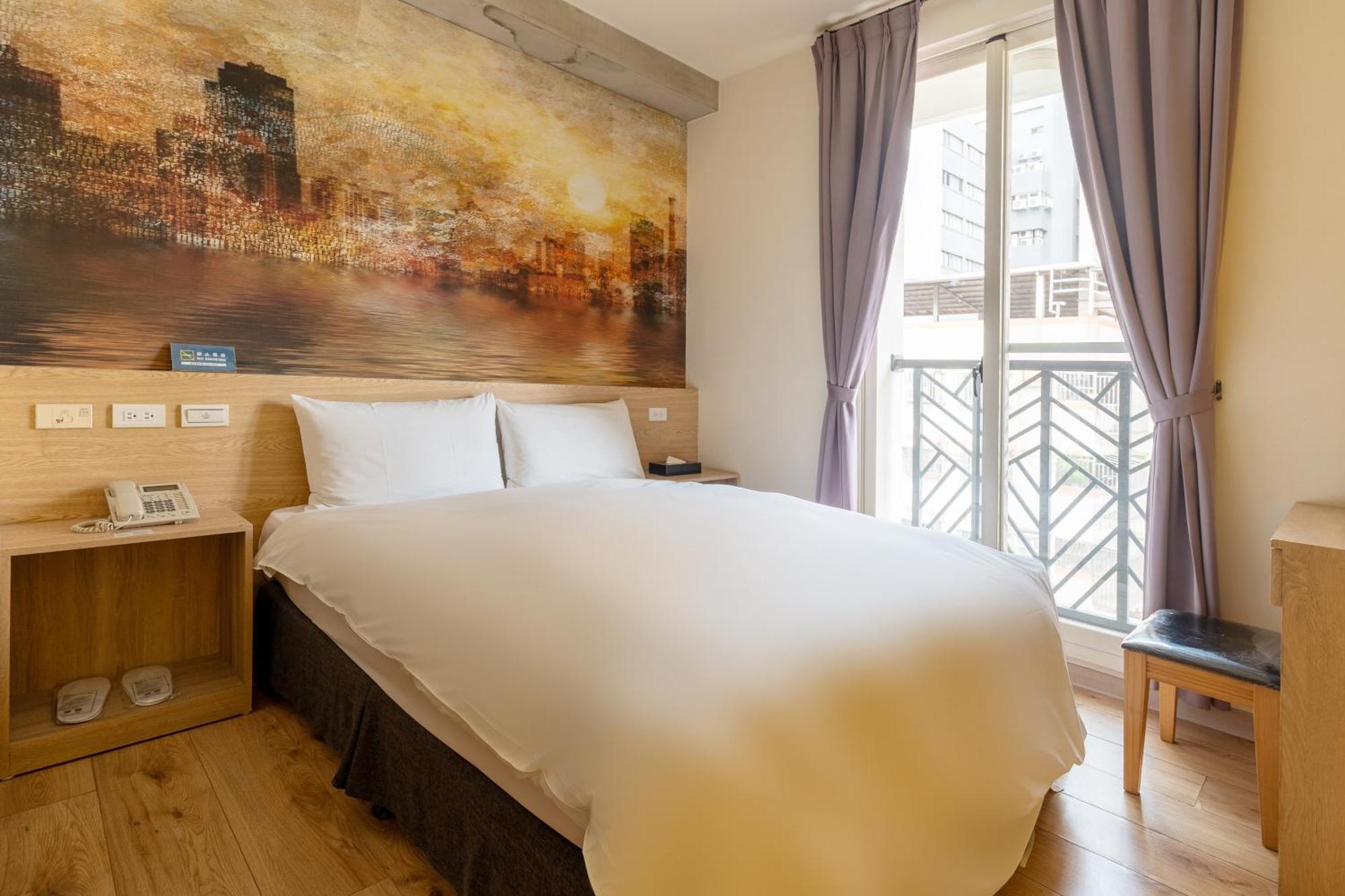 Check Inn Express Taichung Yizhong Luaran gambar