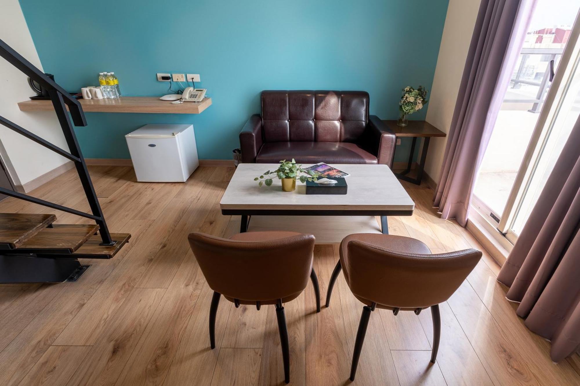 Check Inn Express Taichung Yizhong Luaran gambar