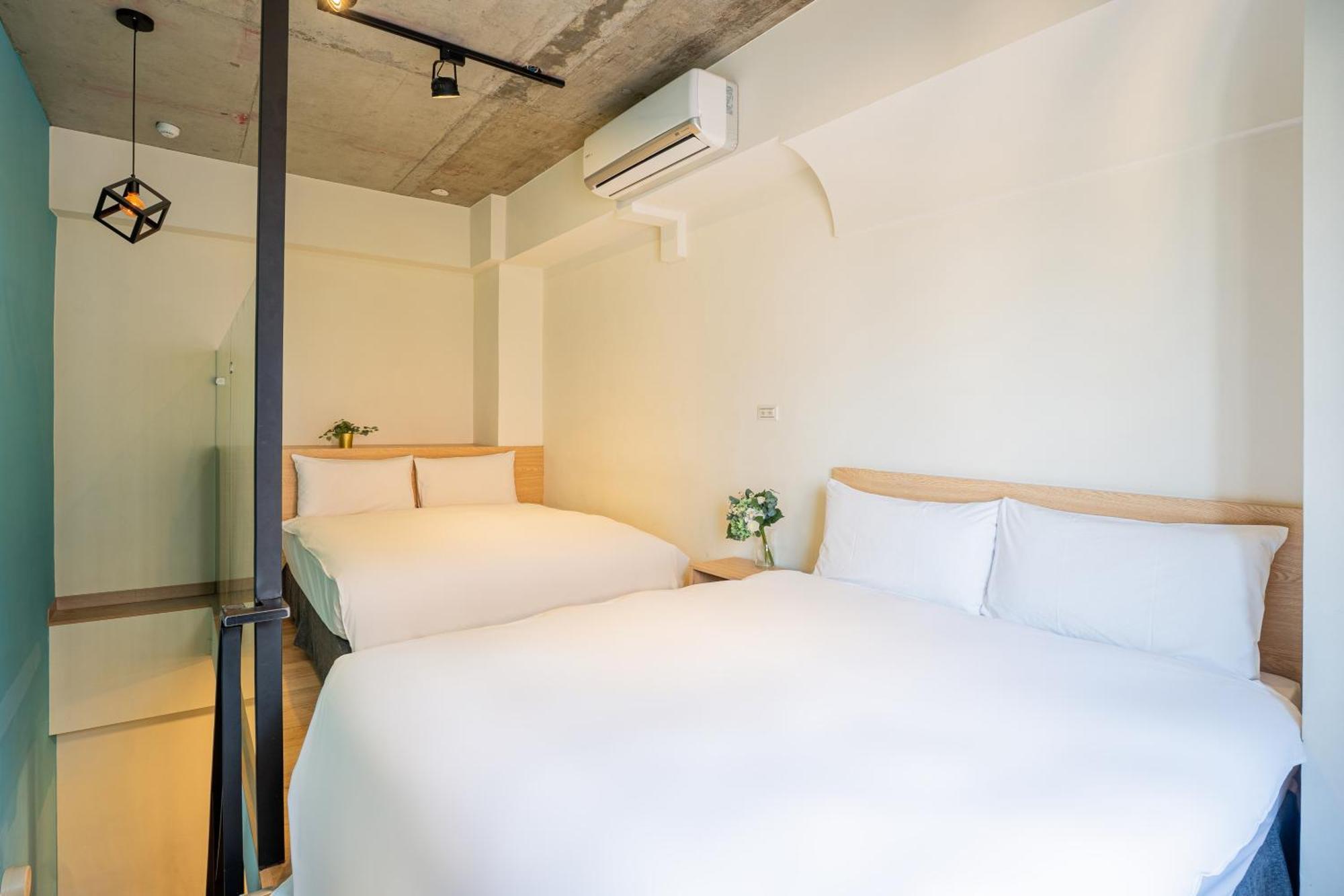Check Inn Express Taichung Yizhong Luaran gambar