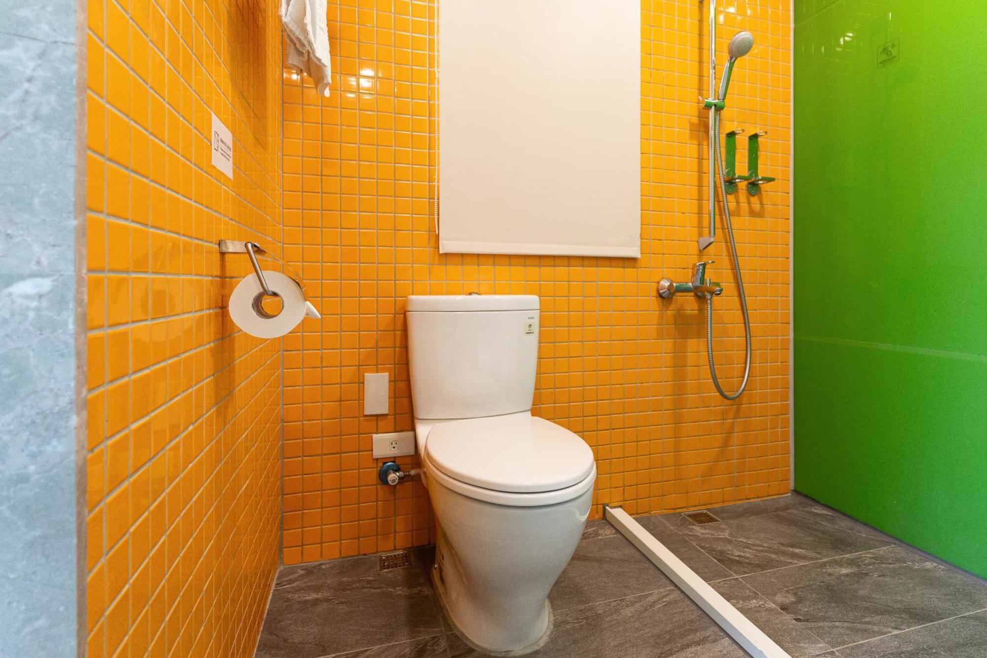 Check Inn Express Taichung Yizhong Luaran gambar