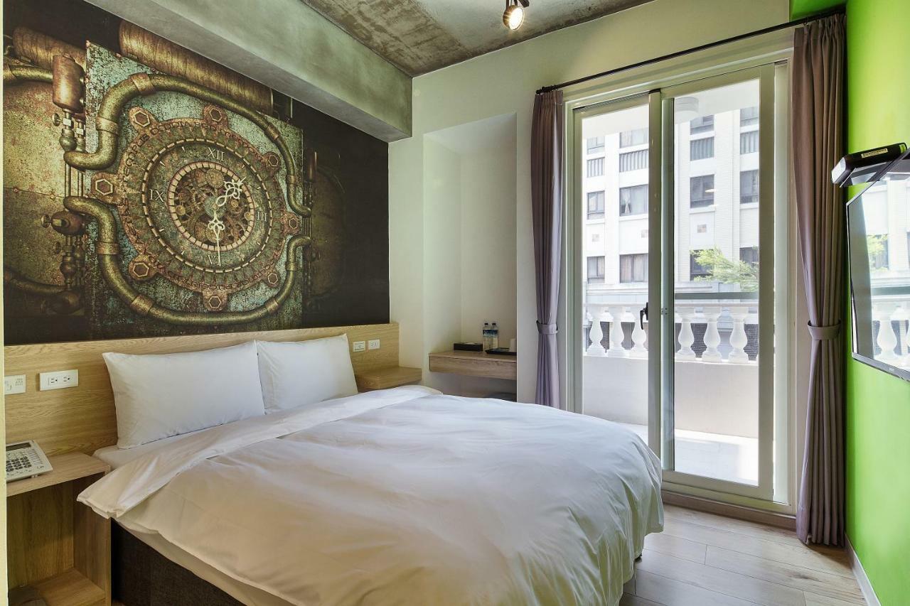 Check Inn Express Taichung Yizhong Luaran gambar